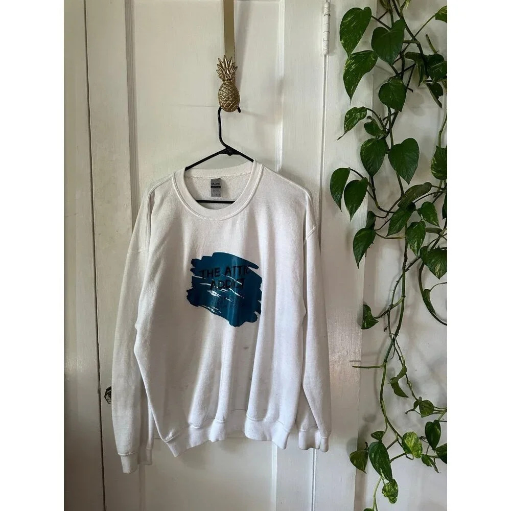 Gildan women’s size large Attic Addict Sweatshirt